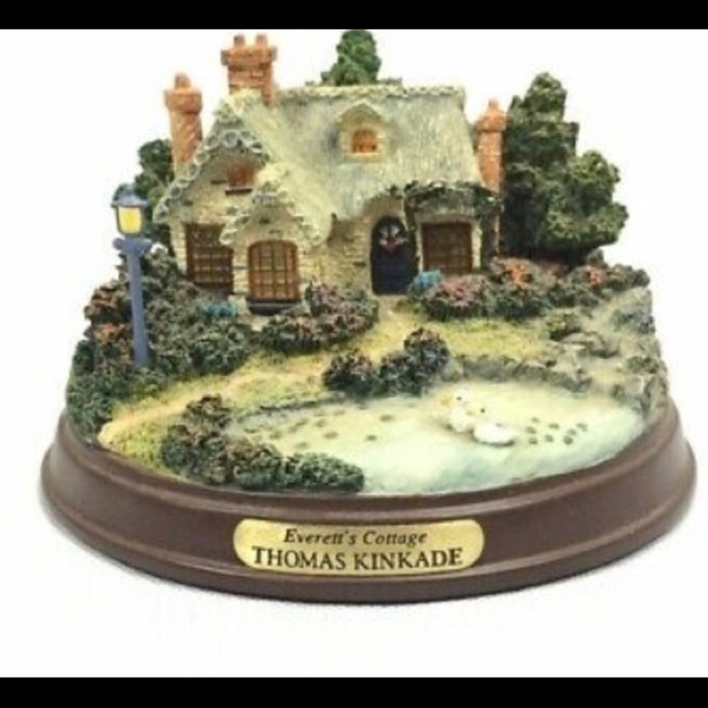 Thomas Kinkade sculpted cottage